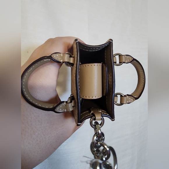✨️NWT✨️ Coach Winner's Choice Bag Charm - Picture 7 of 13